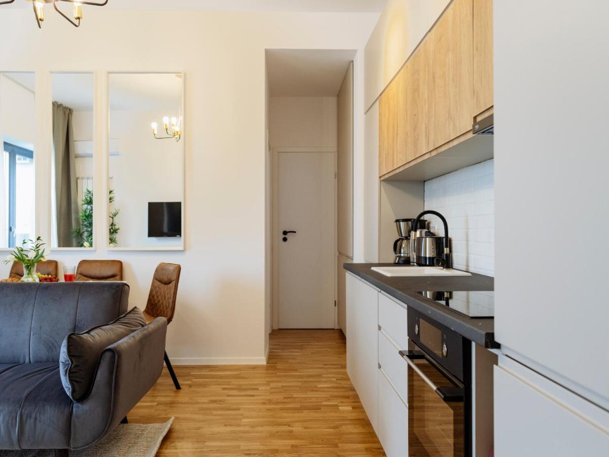 Sunny 2Br Flat - Top Location - Amazing Balcony Bucureşti Exterior foto