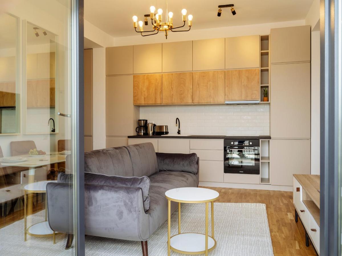 Sunny 2Br Flat - Top Location - Amazing Balcony Bucureşti Exterior foto