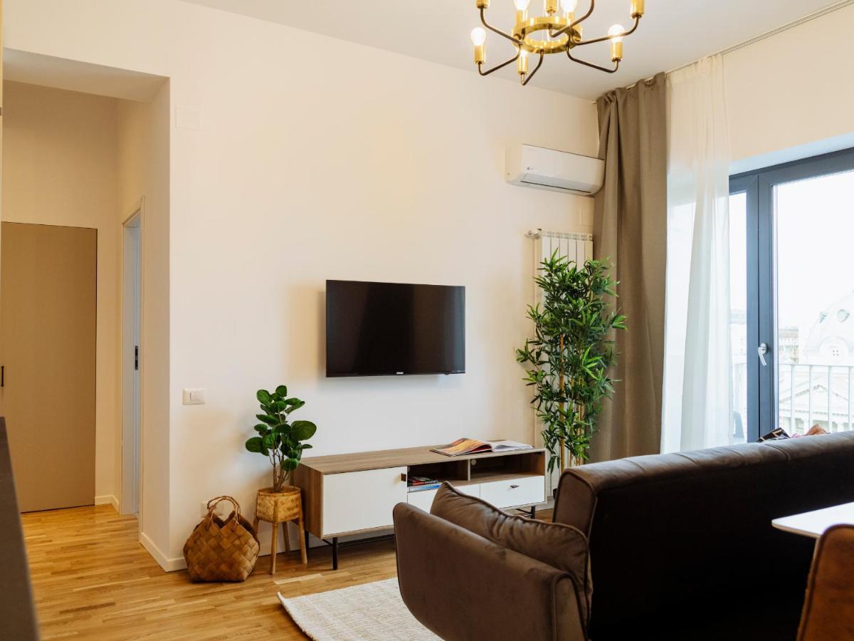 Sunny 2Br Flat - Top Location - Amazing Balcony Bucureşti Exterior foto