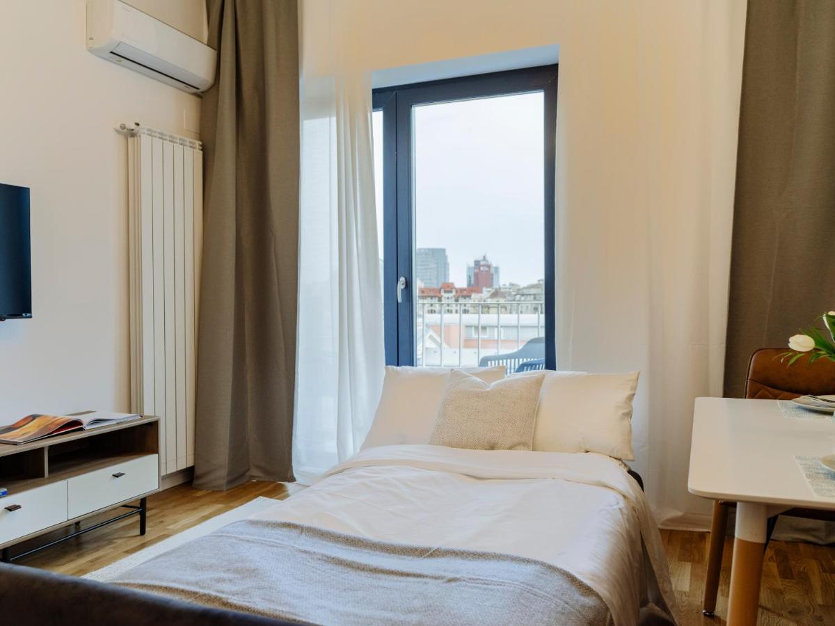 Sunny 2Br Flat - Top Location - Amazing Balcony Bucureşti Exterior foto