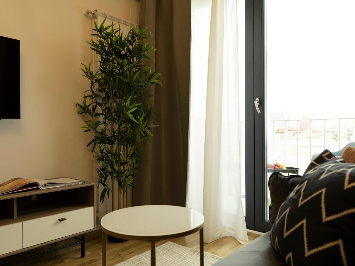 Sunny 2Br Flat - Top Location - Amazing Balcony Bucureşti Exterior foto