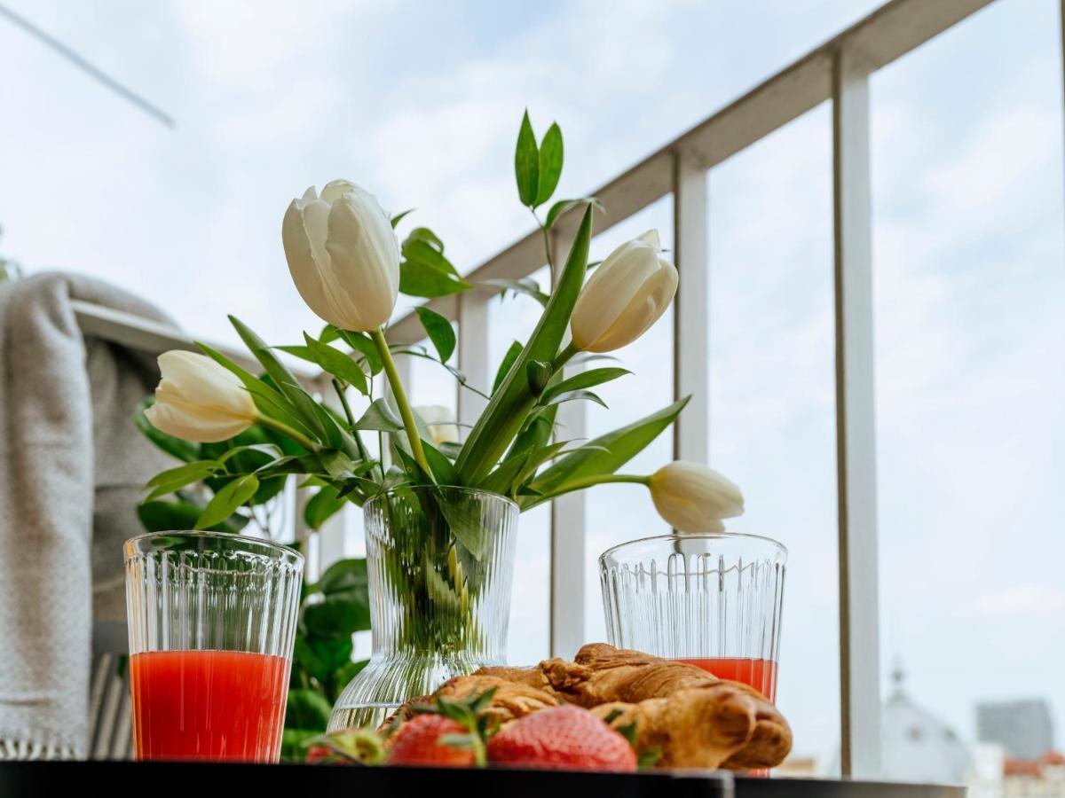 Sunny 2Br Flat - Top Location - Amazing Balcony Bucureşti Exterior foto