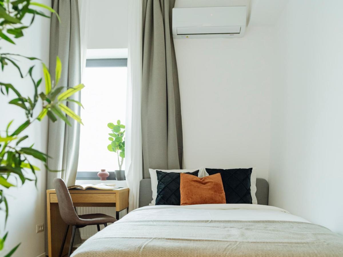 Sunny 2Br Flat - Top Location - Amazing Balcony Bucureşti Exterior foto