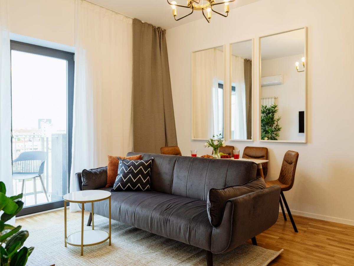 Sunny 2Br Flat - Top Location - Amazing Balcony Bucureşti Exterior foto